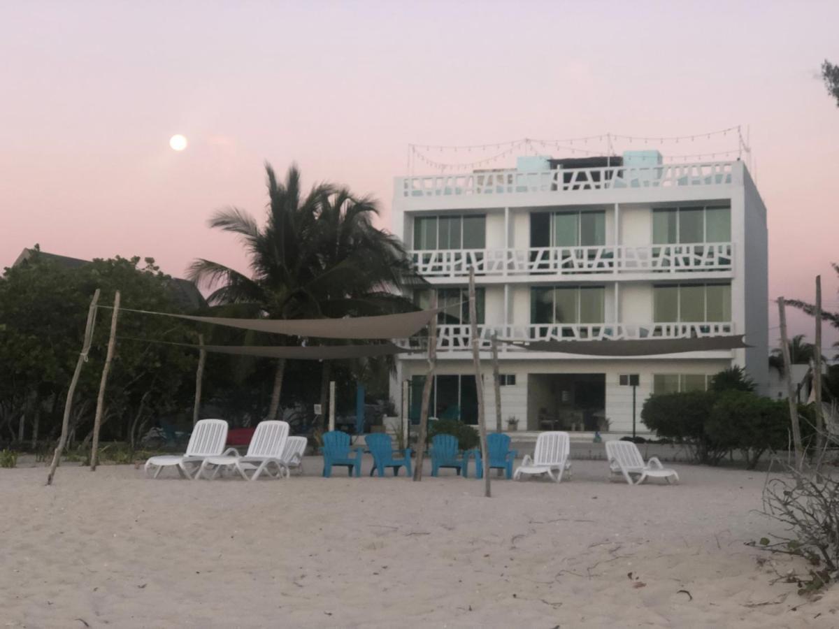 סלסטון Playa 55 Beach Escape - Adults Only Guesthouse מראה חיצוני תמונה